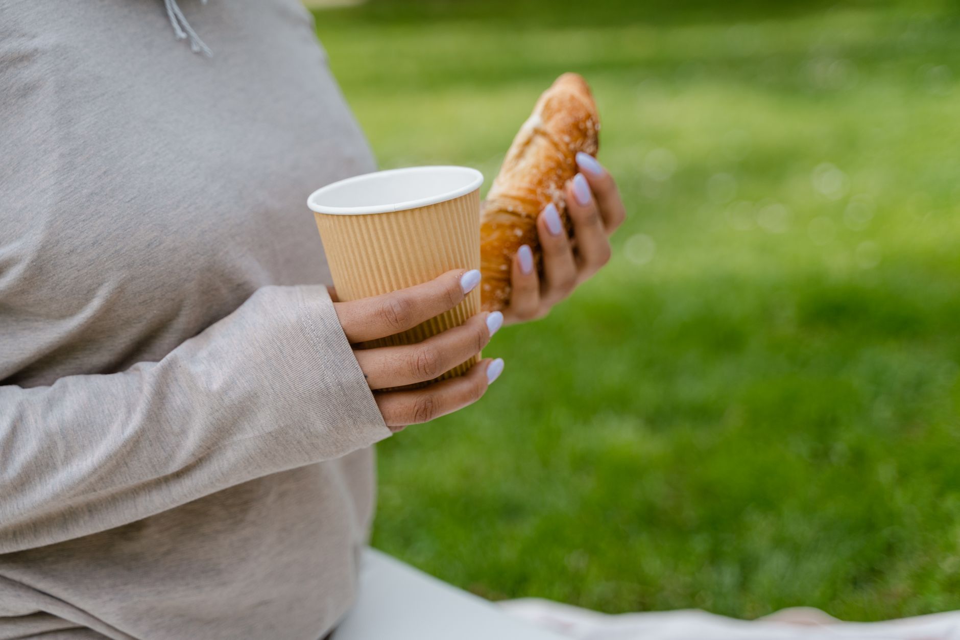 outdoor breakfast